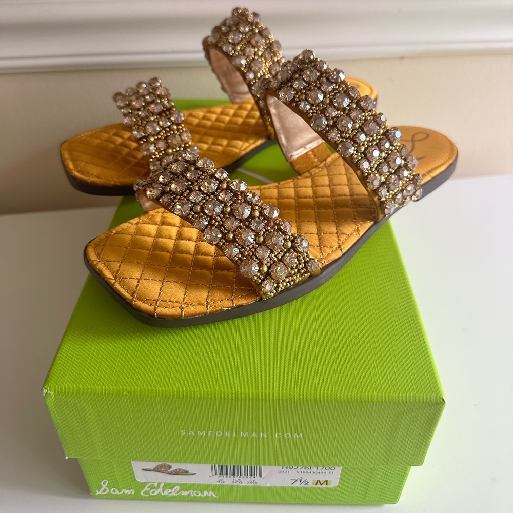 COPY - Sam Edelman Ezel yellow satin sandals - Picture 4 of 7